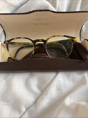 Oliver Peoples Tortoiseshell Round Frames in Yellow and Brown